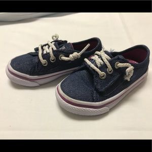 Sperry canvas toddler shoe